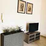 Soso & 3* סטאברוס