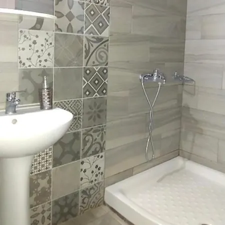 Soso & Aparthotel 3*